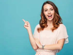 الابتسامة تجعل أصحابها يشعرون بالسعادة