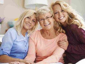 امرأة السرطان ترتبط ارتباطاً وثيقاً بالعائلة