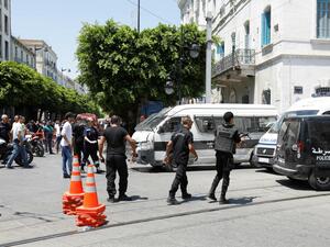 وقوع تفجيرين انتحاريين وسط العاصمة التونسية