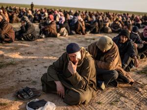 أسرى من مقاتلي داعش