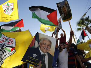 حركة فتح تطالب حماس بانهاء سيطرتها على قطاع غزة