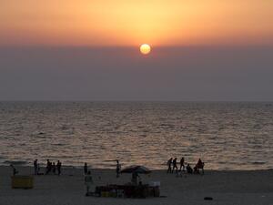 منطقة الصيد في غزة ستزيد إلى 15 ميلاً بحرياً 