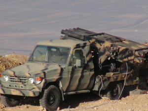 راجمة صواريخ للجيش السوري في ريف حماة الشمالي