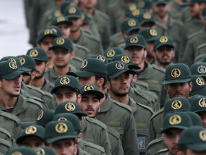 الحرس الثوري الإيراني يشرع في حشد قواته قرب الحدود مع إقليم كردستان العراق