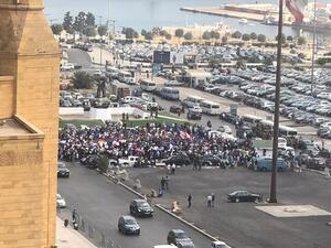 لاجئون فلسطينيون يعتصمون وسط العاصمة بيروت لطالبة الدول الأوروبية وكندا بفتح أبواب الهجرة لهم