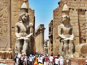 "توماس كوك" ألغت نحو 25 ألف حجز حتى أبريل 2020 في مصر