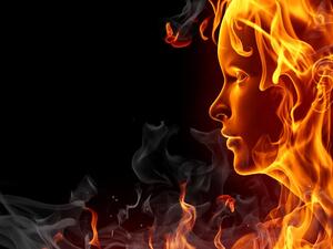 مواطن مصري على سكب ماء النار على زوجته وأسرتها