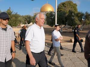 المسجد الأقصى يشهد عمليات اقتحام واسعة للمستوطنين