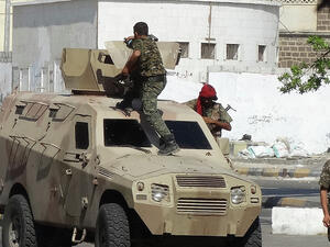  تجدد الاشتباكات في منطقة كريتر، بالقرب من القصر الجمهوري في مدينة عدن