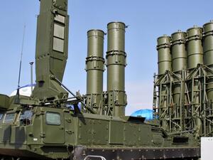 منظومة “إس- 300” الصاروخية للدفاع الجوي