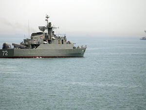 سفينة حربية ايرانية