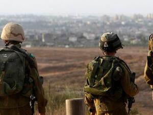 جنود من قوات الاحتلال قرب حدود قطاع غزة