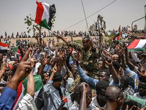 تجمع المهنيين السودانيين يؤكد تمسكه بحكومة الكفاءات