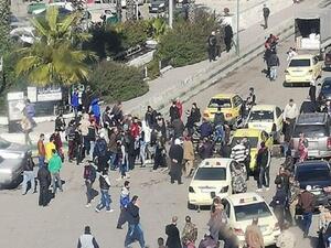 تجمع في "ساحة السير" وسط مدينة السويداء