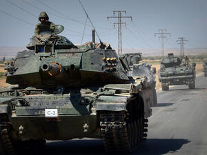 دبابات تركية داخل الأراضي السورية