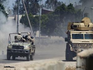 تعاني ليبيا، منذ 2011، من صراع على الشرعية والسلطة، يتركز حاليا بين حكومة الوفاق وحفتر