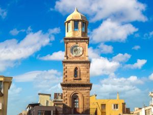 برج الساعة ازميت