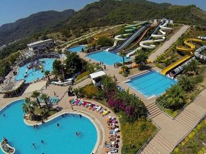 حديقة اكوا دريم المائية مرمريس