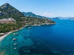 شاطئ كومباش بودروم