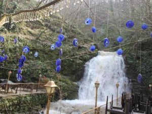 شلال نوزهاتيا ازميت