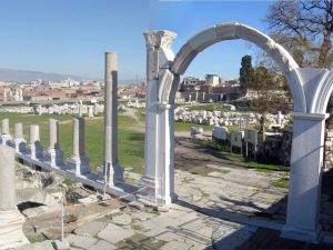 متحف بقايا اغورا ازمير