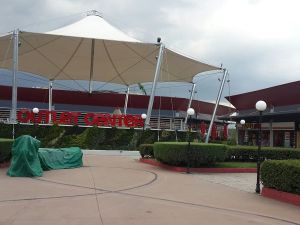 مركز تسوق اوت لت ازميت