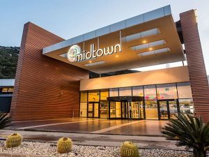 مركز ميدتاون للتسوق في بودروم