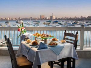 مطاعم ازمير على البحر