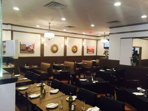 مطعم فيليني مرمريس