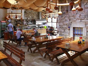 مطعم نازك انا بودروم