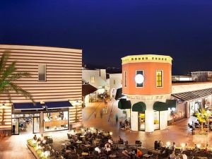 مول فوروم بورنوفا ازمير