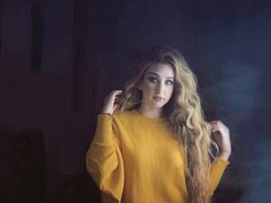 هنا الزاهد هنا الزاهد