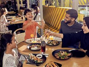 عيشوا أجواء مغامرات علاء الدين وشجّعوا أبطال البولو المفضّلين لديكم وغير ذلك الكثير