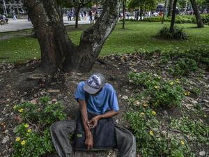 Three Decades After Pablo Escobar's Death, Drugs Ravage Medellin (AFP)