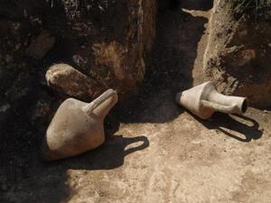 Ukrainian Soldiers Discover Roman Artifacts While Digging Trenches