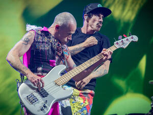 Red Hot Chili Peppers' 'Unlimited Love' Tops US Album Chart