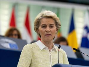 EU Proposes Complete Ban on Russian Oil