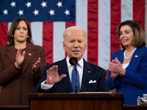 Biden Says US Closing Airspace to Russia, Going After Oligarchs