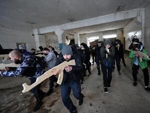 Ukraine’s International Invitation to Foreign Fighters