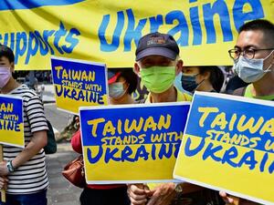 Protesters Around the World Rally for Ukraine