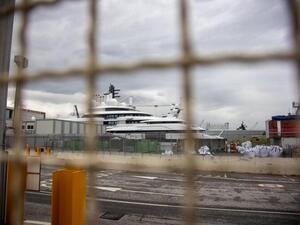 Fiji Seizes $300M Yacht of Sanctioned Russian Oligarch