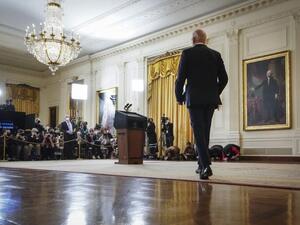 Biden Unveils Sanctions, Says Putin Wants to Revive Soviet Union