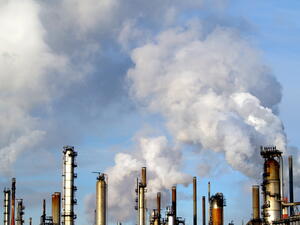 Report: Global Fossil Fuel Air Pollution Costs $2.9 Trillion Per Year 
