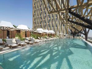 Four Seasons Hotel Kuwait at Burj Alshaya Recognized as the “Kuwait’s Leading Luxury Hotel” at the World Travel Awards