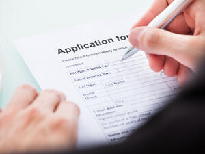 The applicant should be at least a bachelor's degree holder or its equivalent; have at least five years of work experience, have a valid employment contract and a monthly salary of not less than Dh30,000. 
