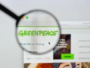 Greenpeace MENA Against UAE's Nuclear Power Plant