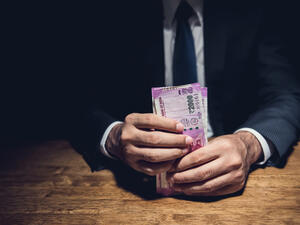 Planning to Transfer Money From India to UAE? Here's All You Need to Know