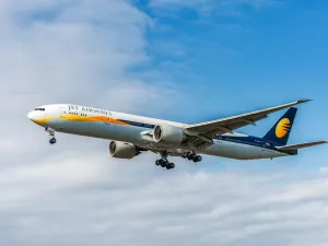 Investors Pledge Rs10 Billion Revival Plan for India's Jet Airways