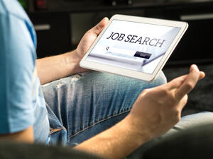 How to Handle Job Insecurity During the COVID-19 Crisis