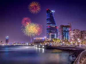 Saudi Arabia Mulls Resuming Tourist Visas Early 2021